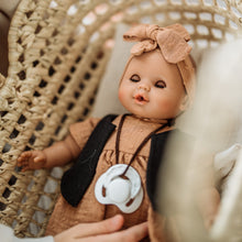 Laden Sie das Bild in den Galerie-Viewer, Paola Reina Sonja 2023