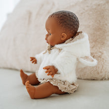 Laden Sie das Bild in den Galerie-Viewer, Paola Reina Gordi Kleidungs-Set - Kleid, Plüschjacke mit Kapuze 34 cm