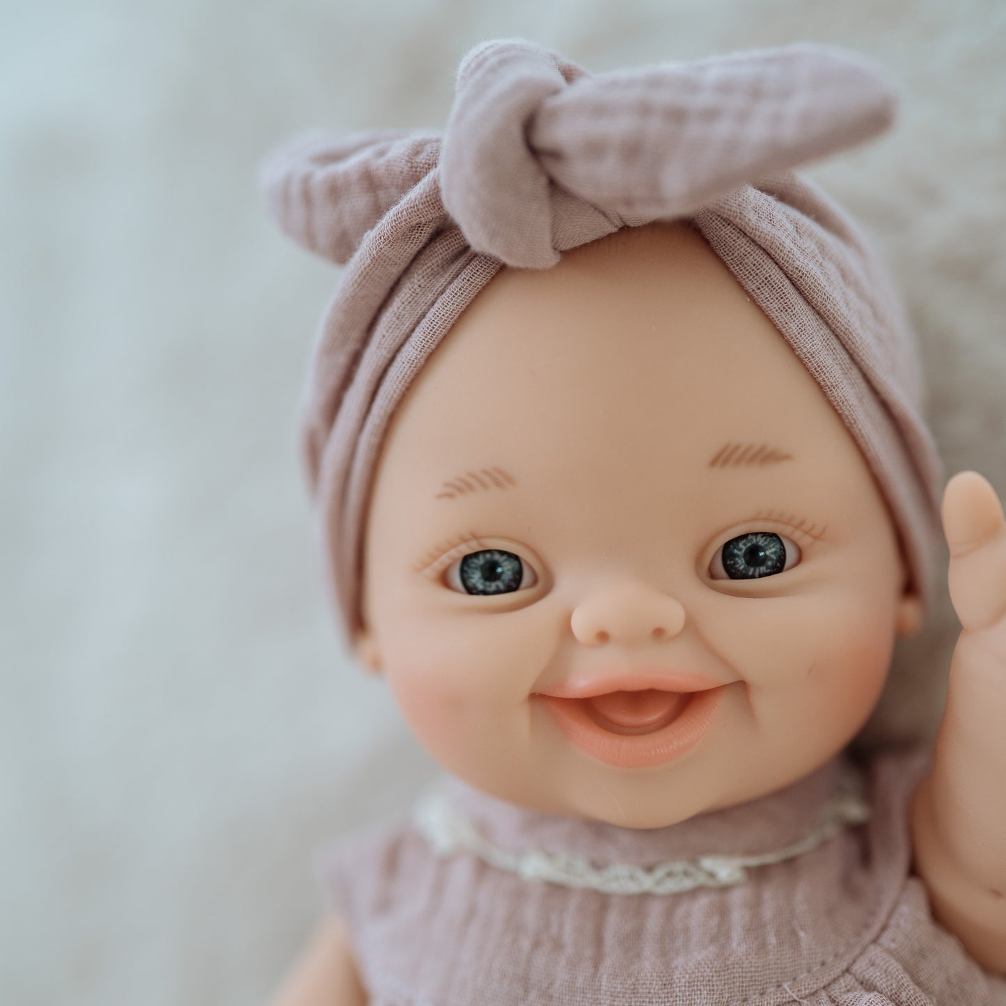 Paola Reina Gordi Kleidungs-Set - Kleid und Stirnband 34 cm