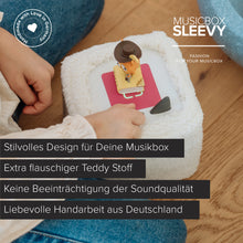 Laden Sie das Bild in den Galerie-Viewer, Musikbox SLEEVY Stretch, Teddy Natur, Schutzbezug für die Toniebox