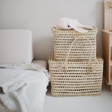 Laden Sie das Bild in den Galerie-Viewer, Koffer zur Aufbewahrung aus Palmblatt, palm leaf basket box - JenLiving