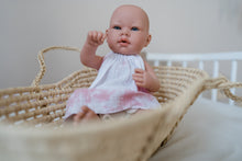 Laden Sie das Bild in den Galerie-Viewer, Hängerchen BATIK LOVE aus Musselin