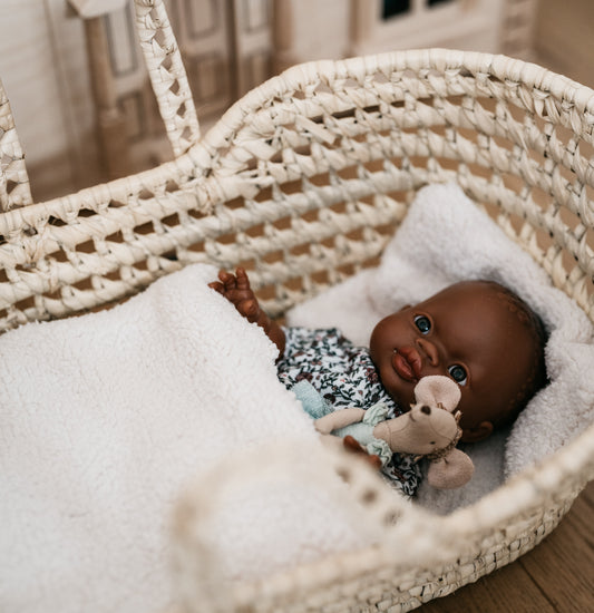 Set aus Puppentrage LUCY LOU und Bettwäsche Teddy