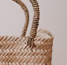 Laden Sie das Bild in den Galerie-Viewer, JenLiving® Kinderkorb EMMA