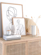 Laden Sie das Bild in den Galerie-Viewer, JenLiving® CASHMERE MOODS Fragrance Candle