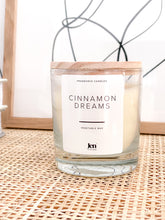 Laden Sie das Bild in den Galerie-Viewer, JenLiving® CINNAMON DREAMS Fragrance Candle