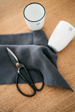 Laden Sie das Bild in den Galerie-Viewer, Solvang Wischtücher gestrickt, 3er Set, dunkelgrau aus 100% Oeko-Tex Baumwolle
