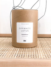 Laden Sie das Bild in den Galerie-Viewer, JenLiving® OFFWHITE LOTUS Fragrance Candle