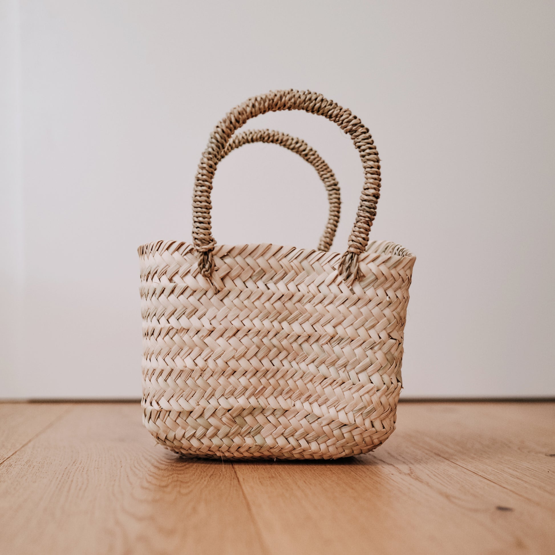 Kinderkorb Palmblatt, Jenliving Korb Tragetasche, Palmblatt Körbchen, Kindertasche aus Korb, Osterkorb Palmblatt