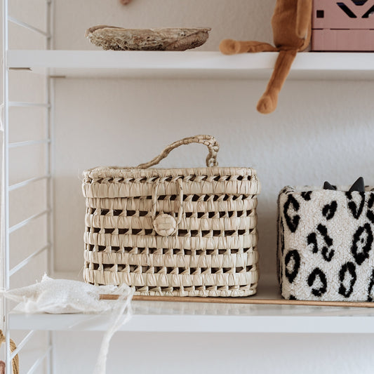 aufbewahrungskorb aus palmblatt, palmblatt korb, palm leaf basket for kids